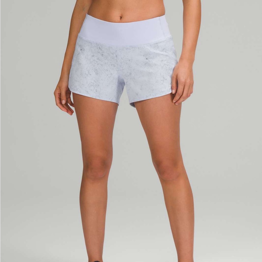 *NWT* Lululemon Speed Up MR Short 4” Lined - Pastel Blue